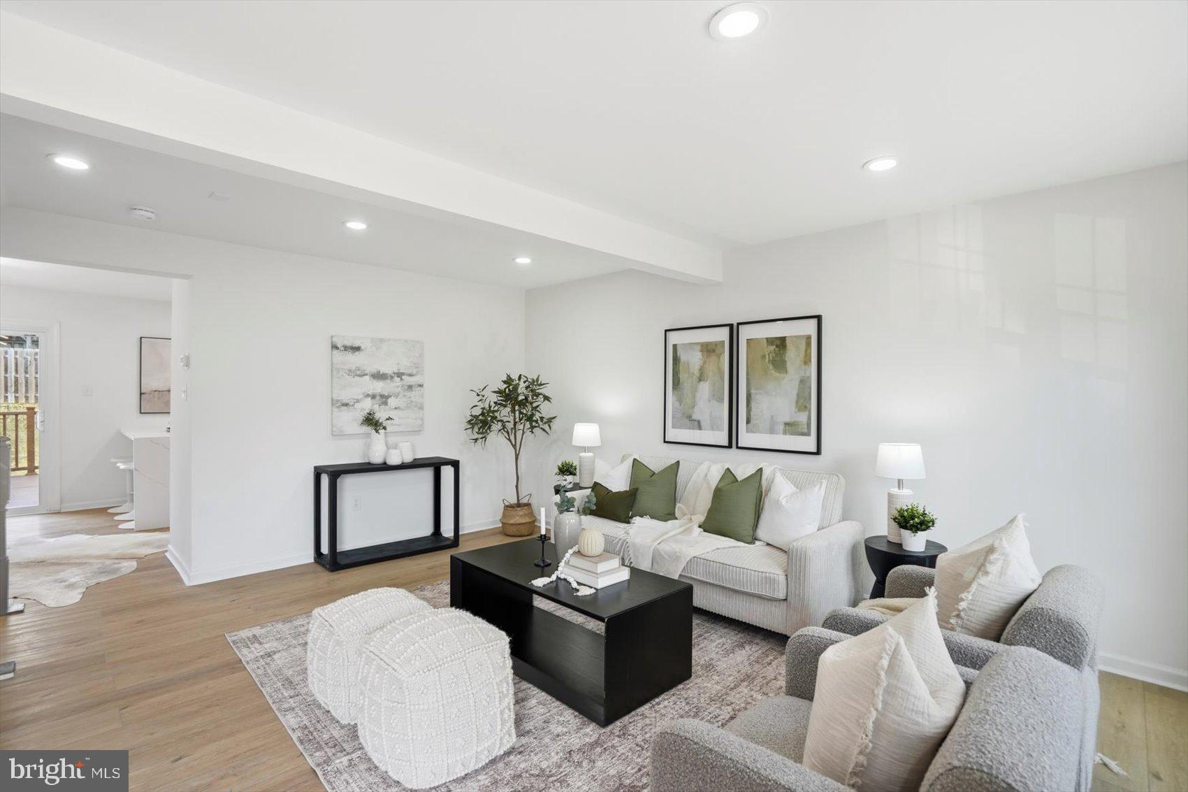 BRANTWOOD AT WHITEMARSH - Residential