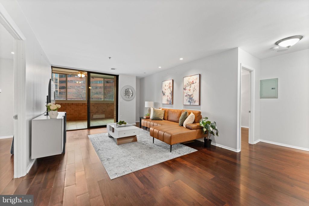 Photo of 1001 N Vermont Street N #103, ARLINGTON, VA 22201 (MLS # VAAR2068010)