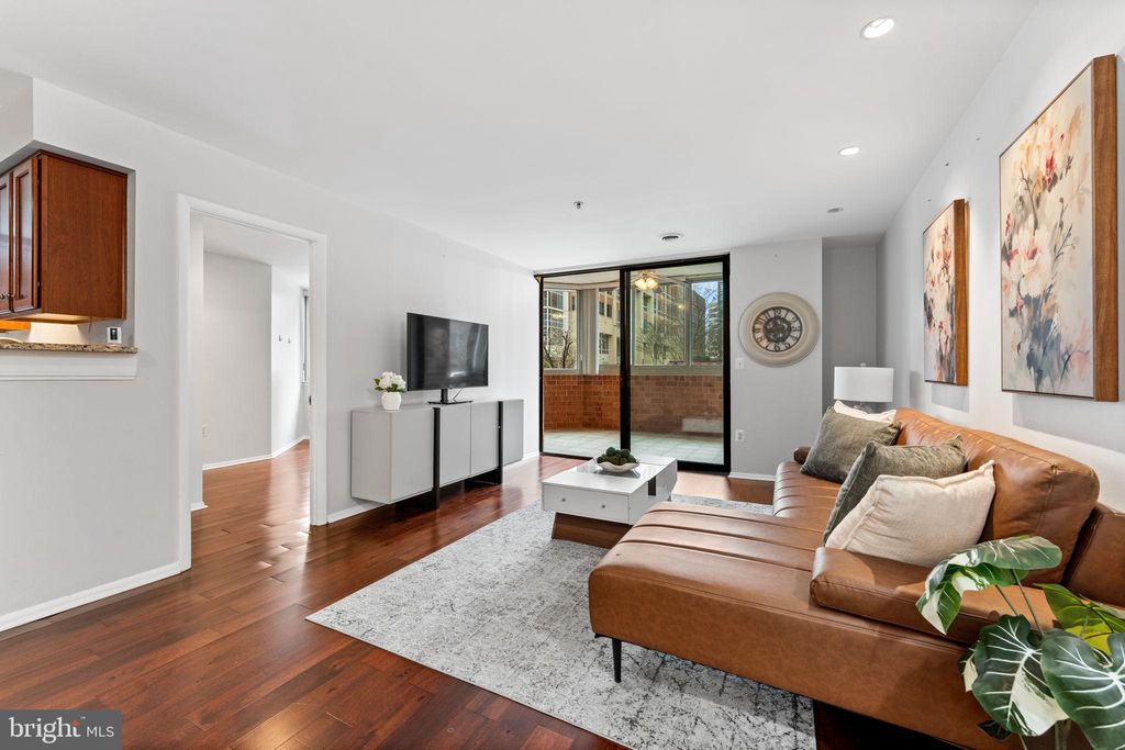 Photo of 1001 N Vermont Street N #103, ARLINGTON, VA 22201 (MLS # VAAR2068010)