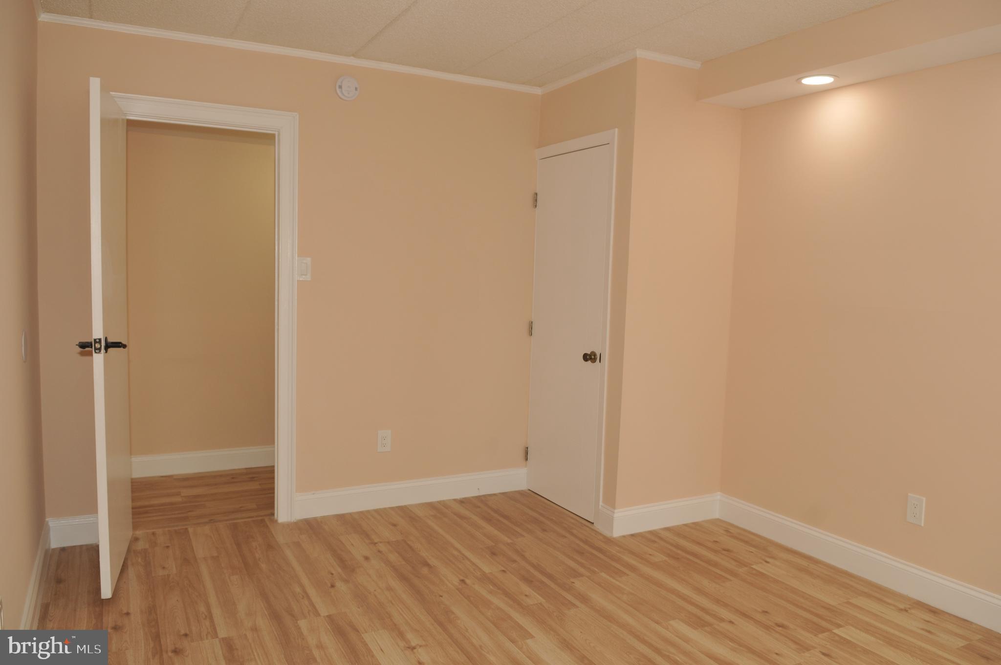 LIBERTY SQUARE - Residential Lease