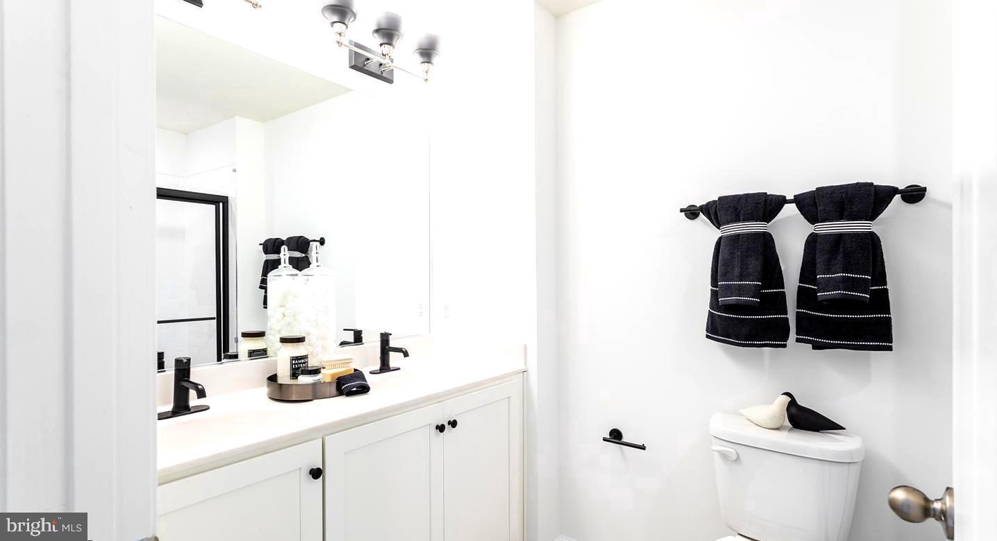 WHISPERING PINES - Residential