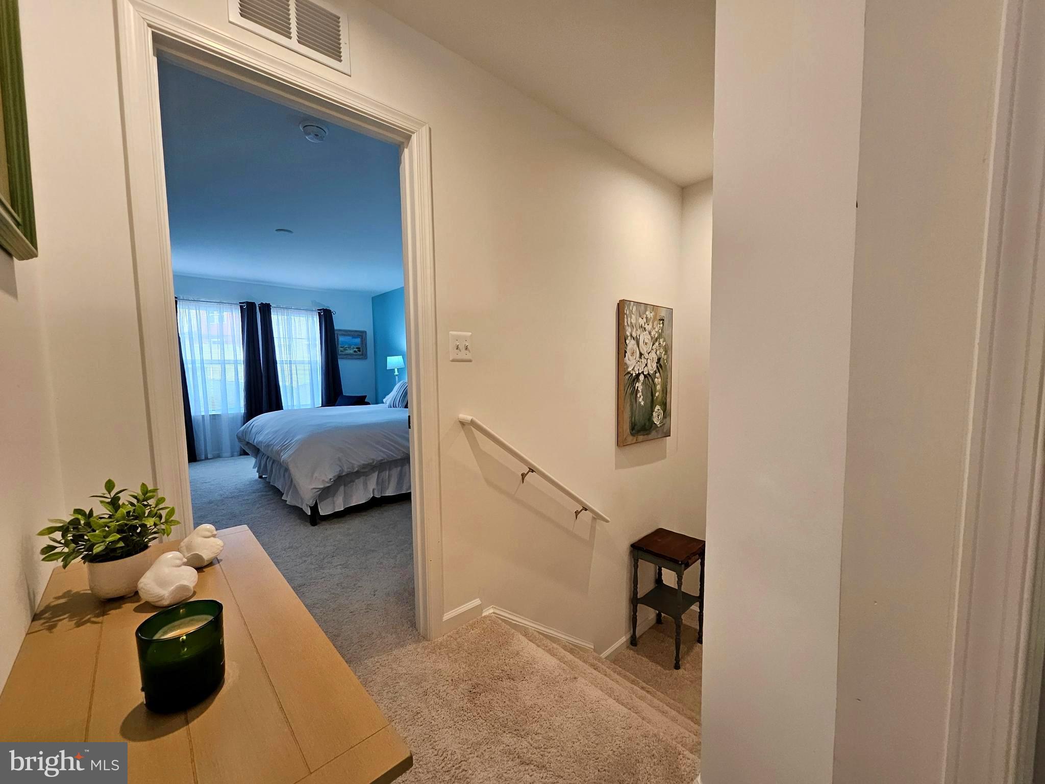 WHISPERING PINES - Residential