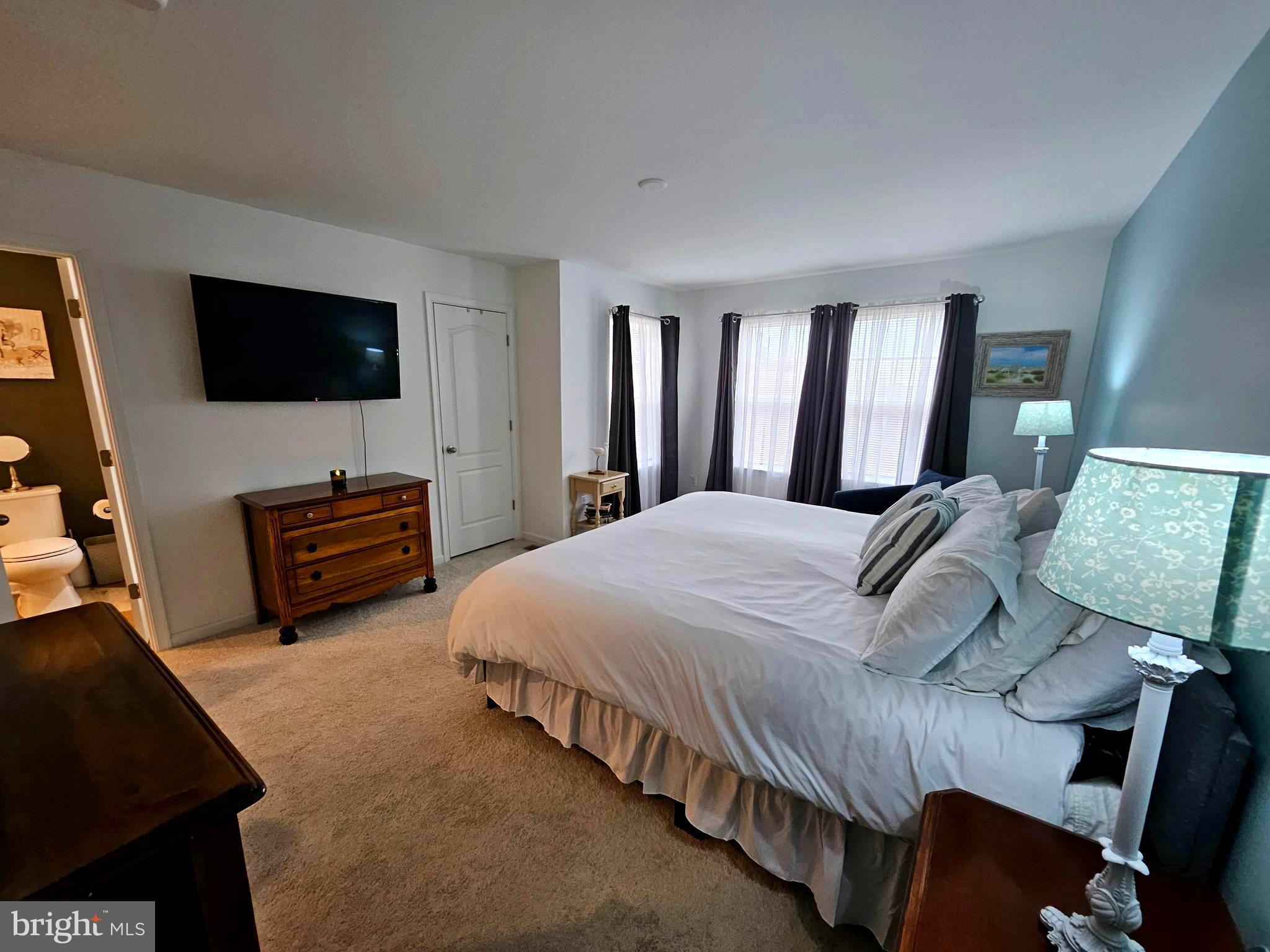 WHISPERING PINES - Residential