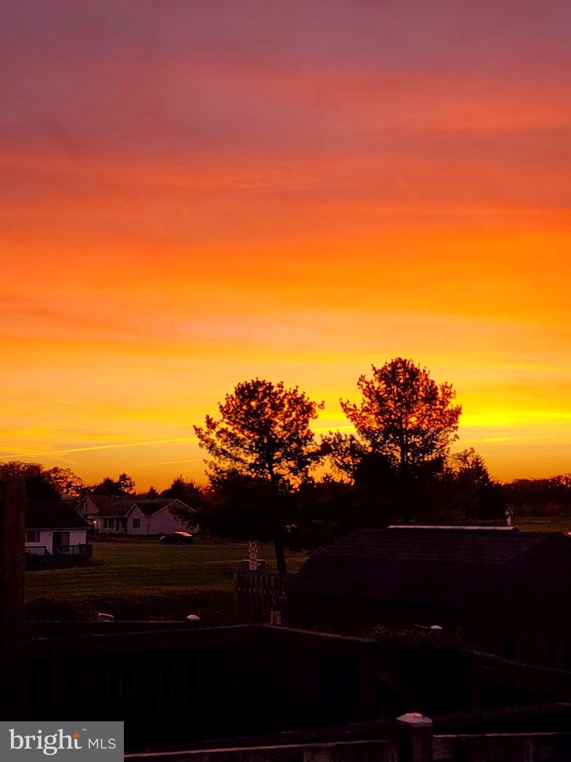 WHISPERING PINES - Residential