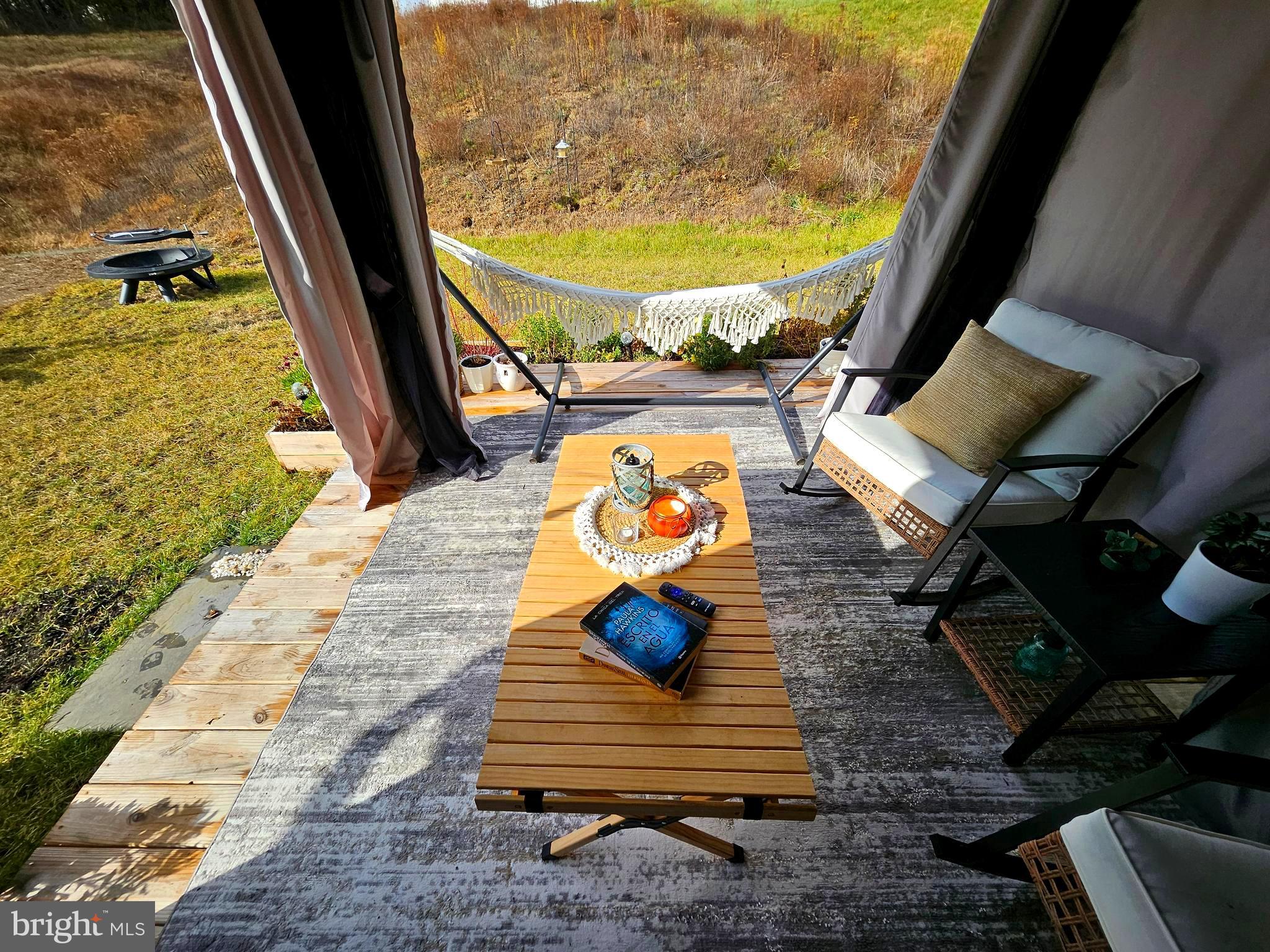 WHISPERING PINES - Residential