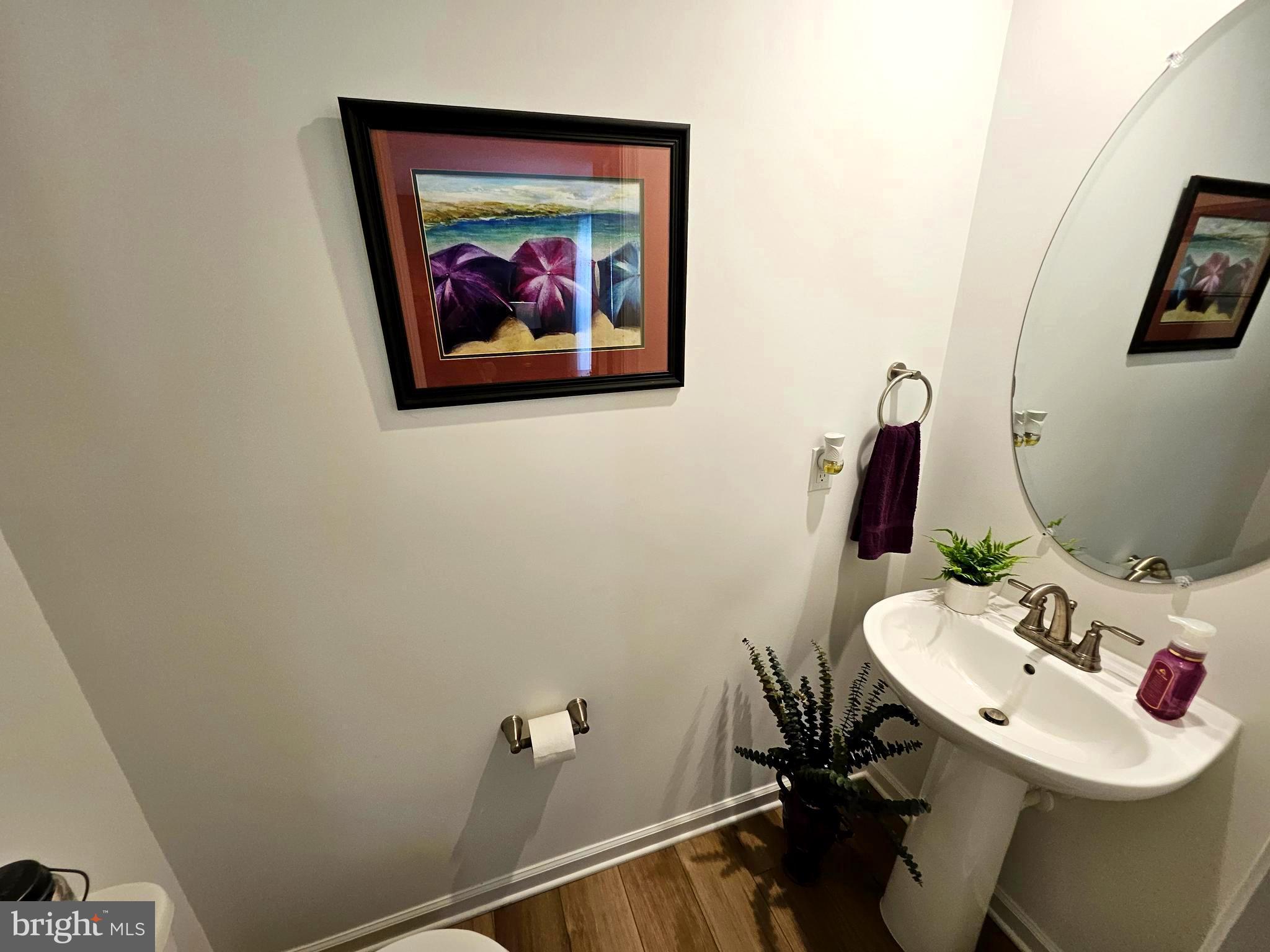 WHISPERING PINES - Residential