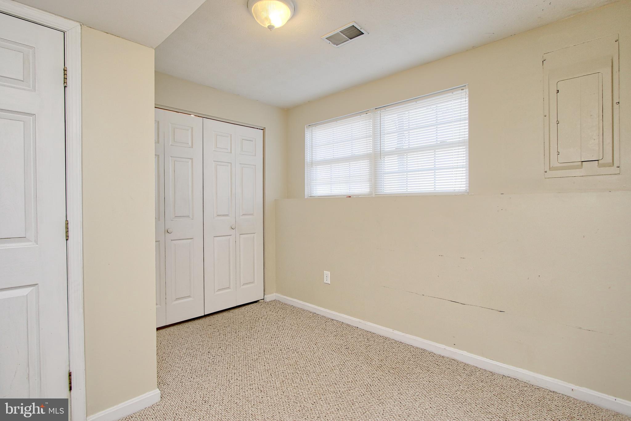 FURNACE HILLS - Residential Lease