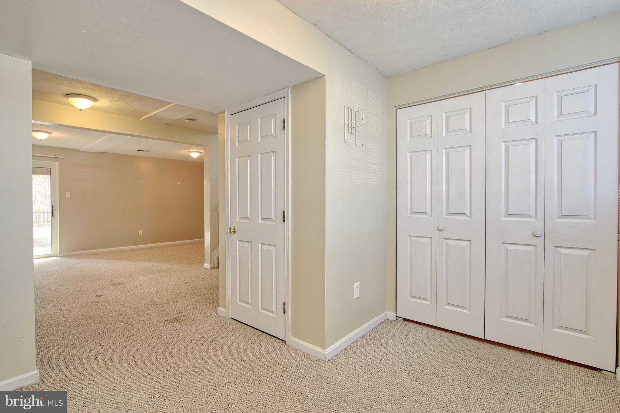 FURNACE HILLS - Residential Lease