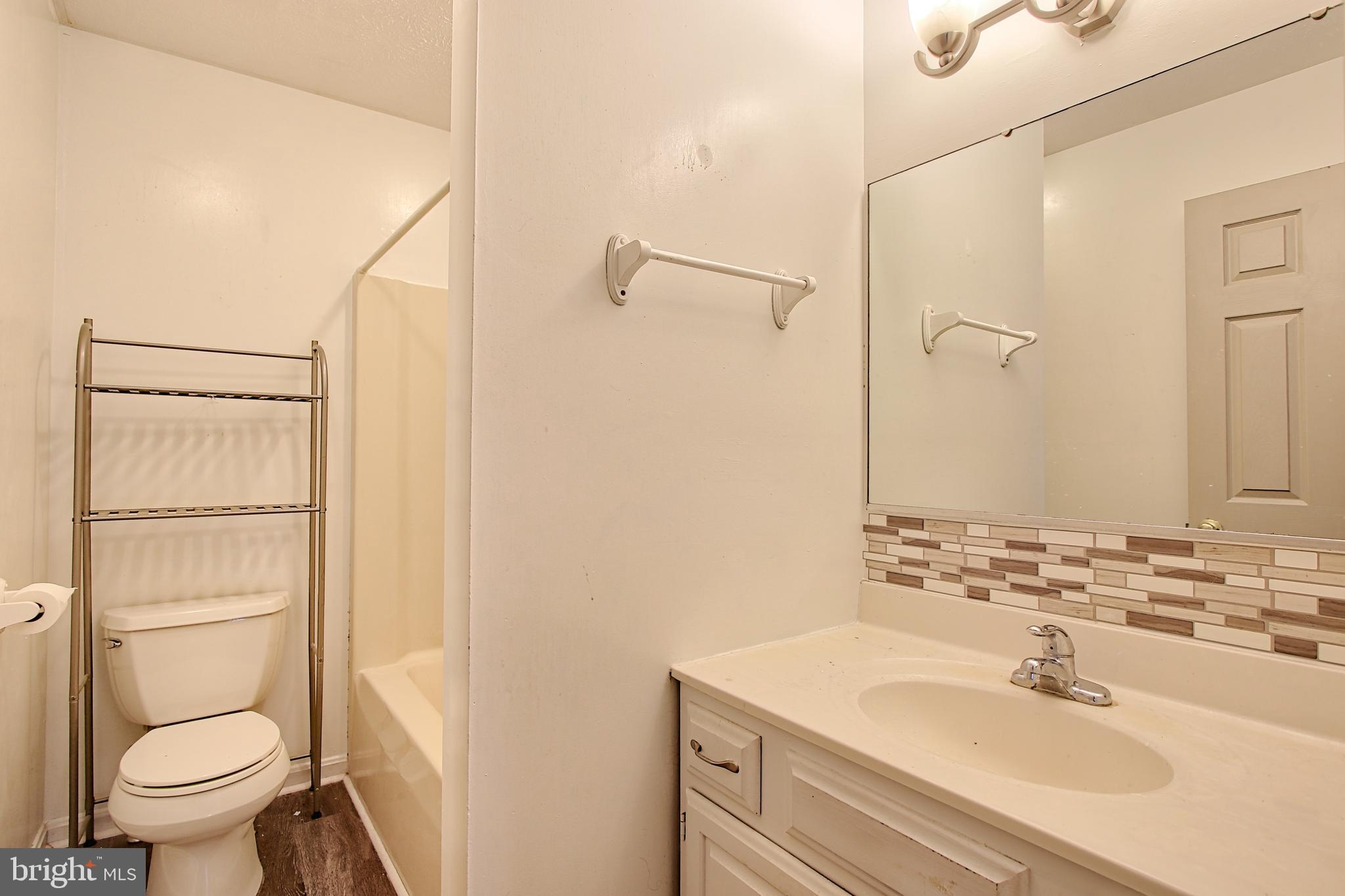 FURNACE HILLS - Residential Lease