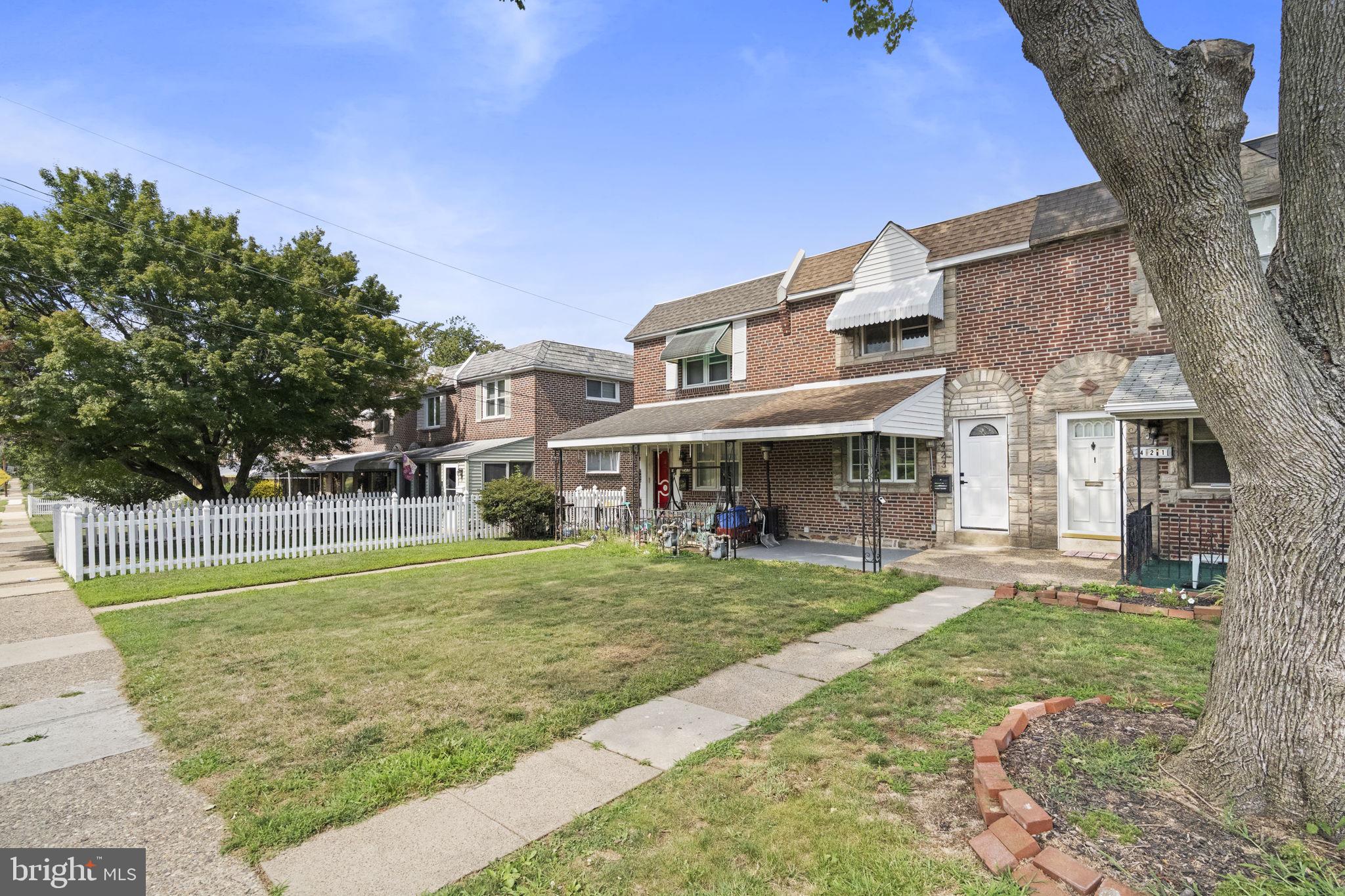 423 SEVEN OAKS DRIVE