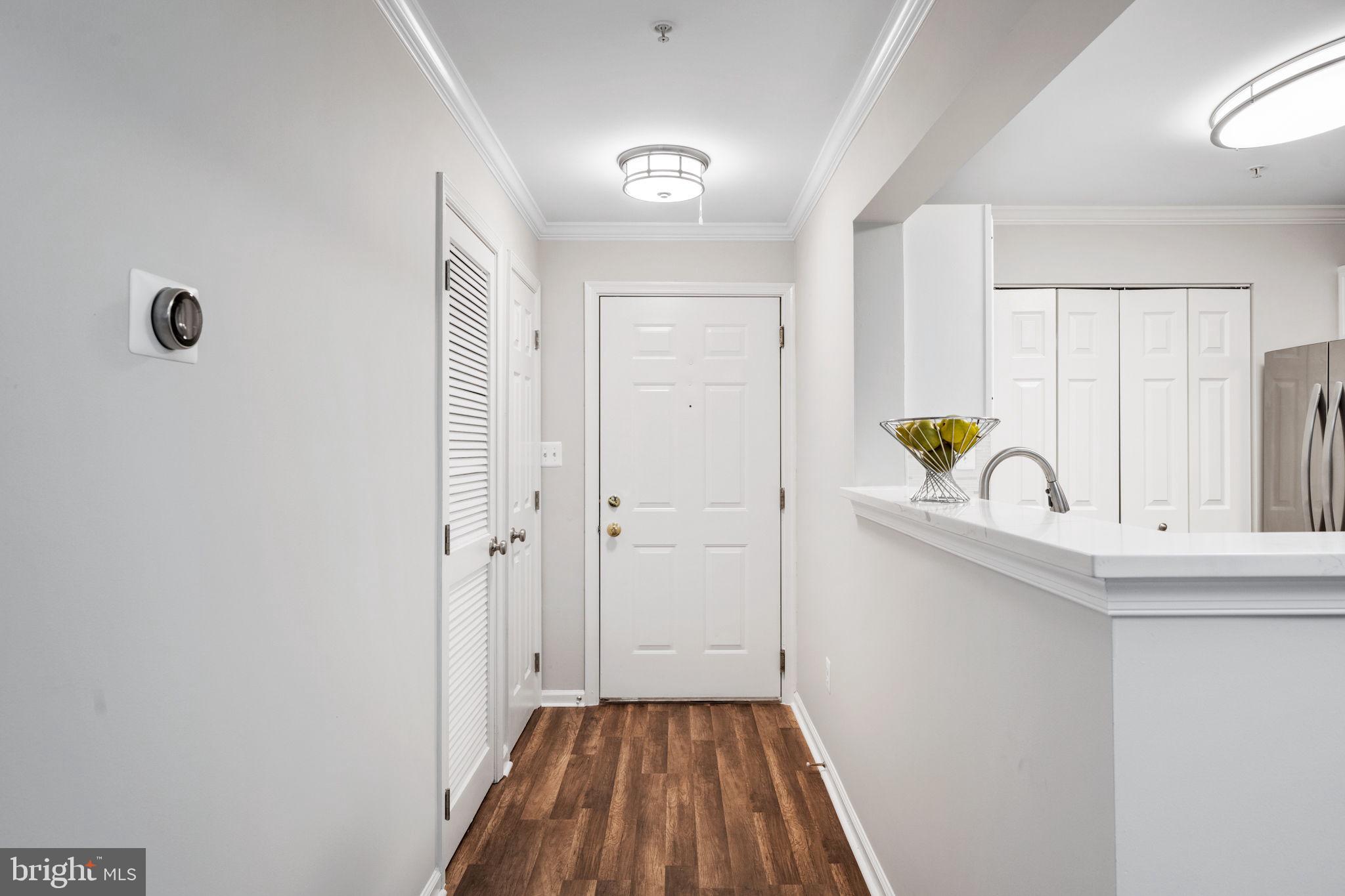 STRATFORD CONDO BULL RUN - Residential