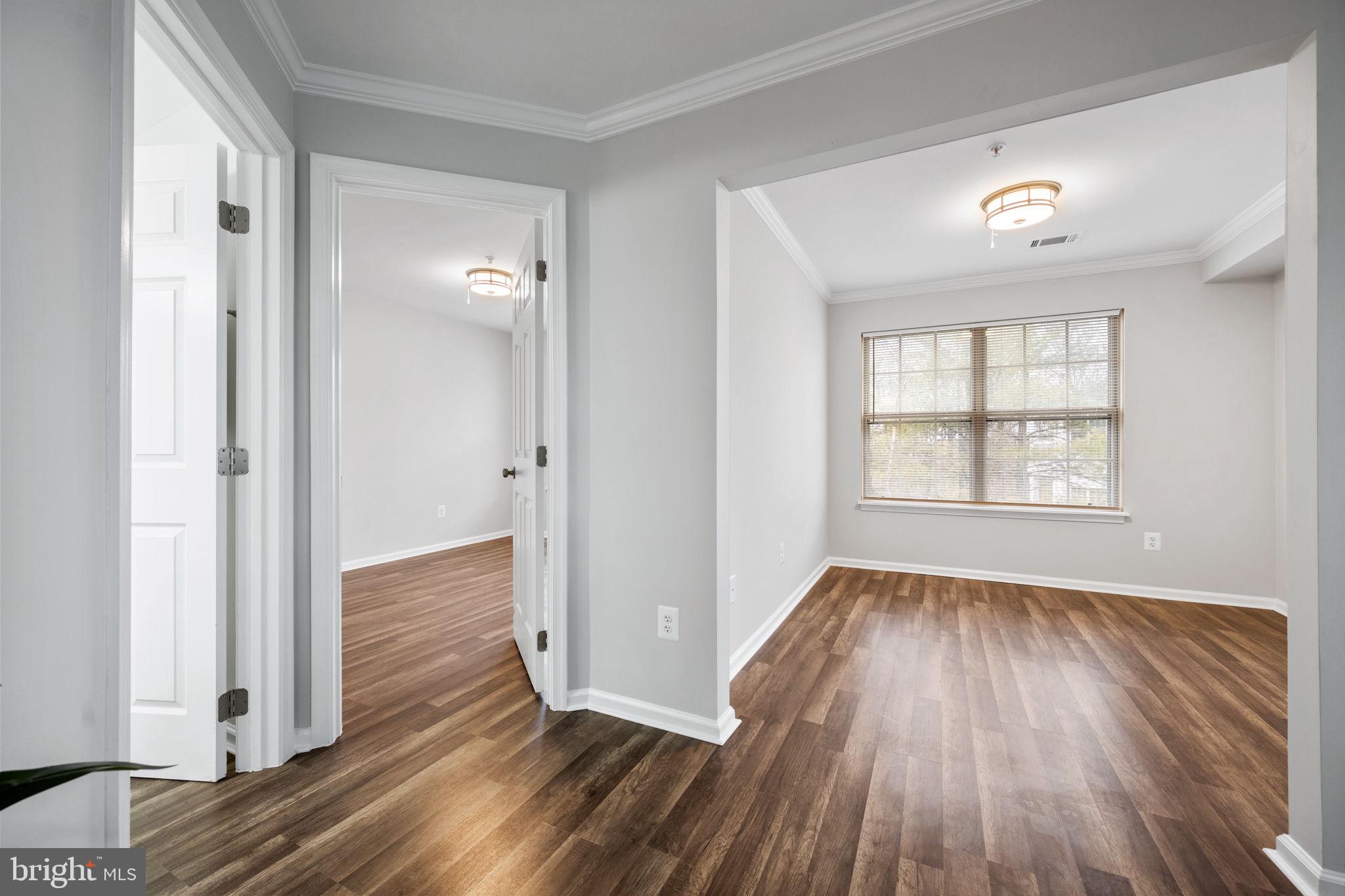 STRATFORD CONDO BULL RUN - Residential