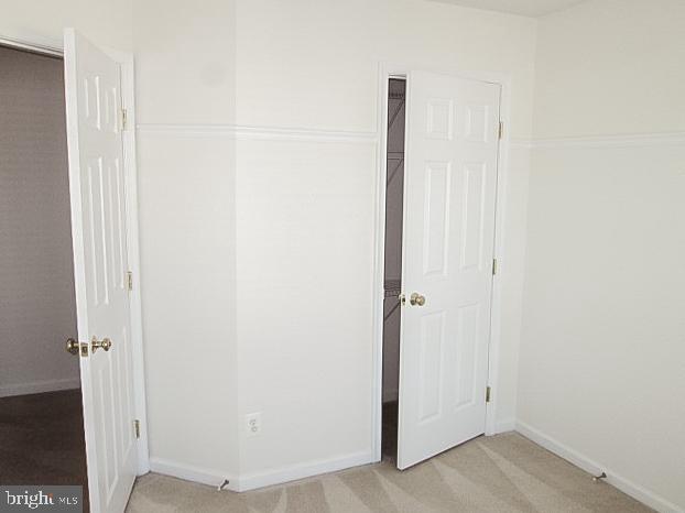 OVERLOOK - Residential Lease