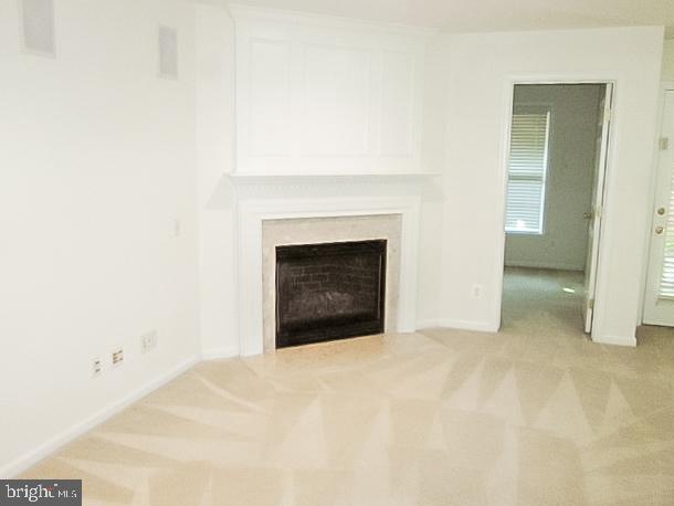 OVERLOOK - Residential Lease