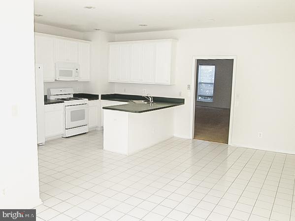 OVERLOOK - Residential Lease