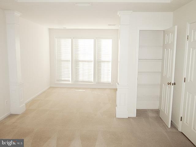 OVERLOOK - Residential Lease