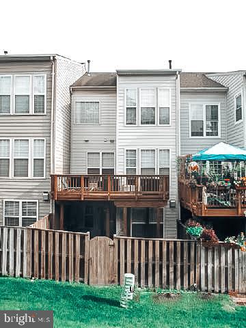 OVERLOOK - Residential Lease