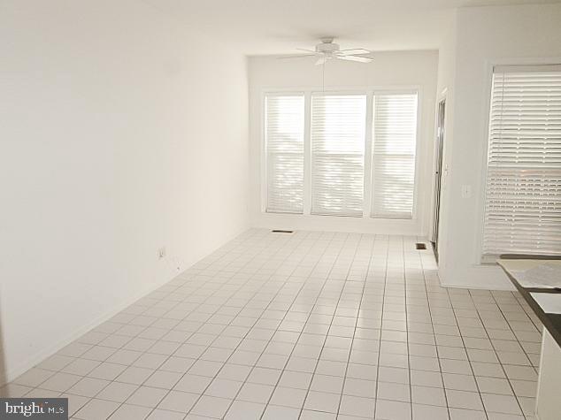 OVERLOOK - Residential Lease