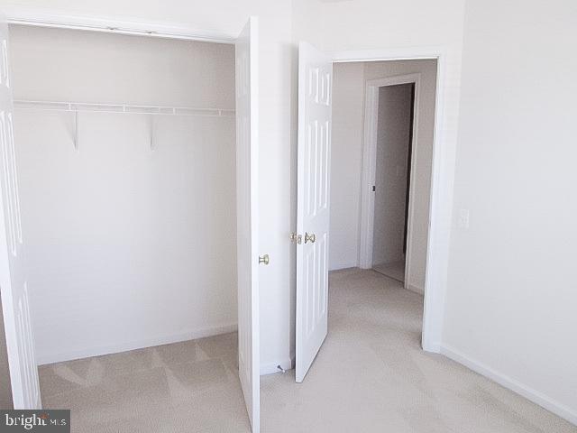 OVERLOOK - Residential Lease