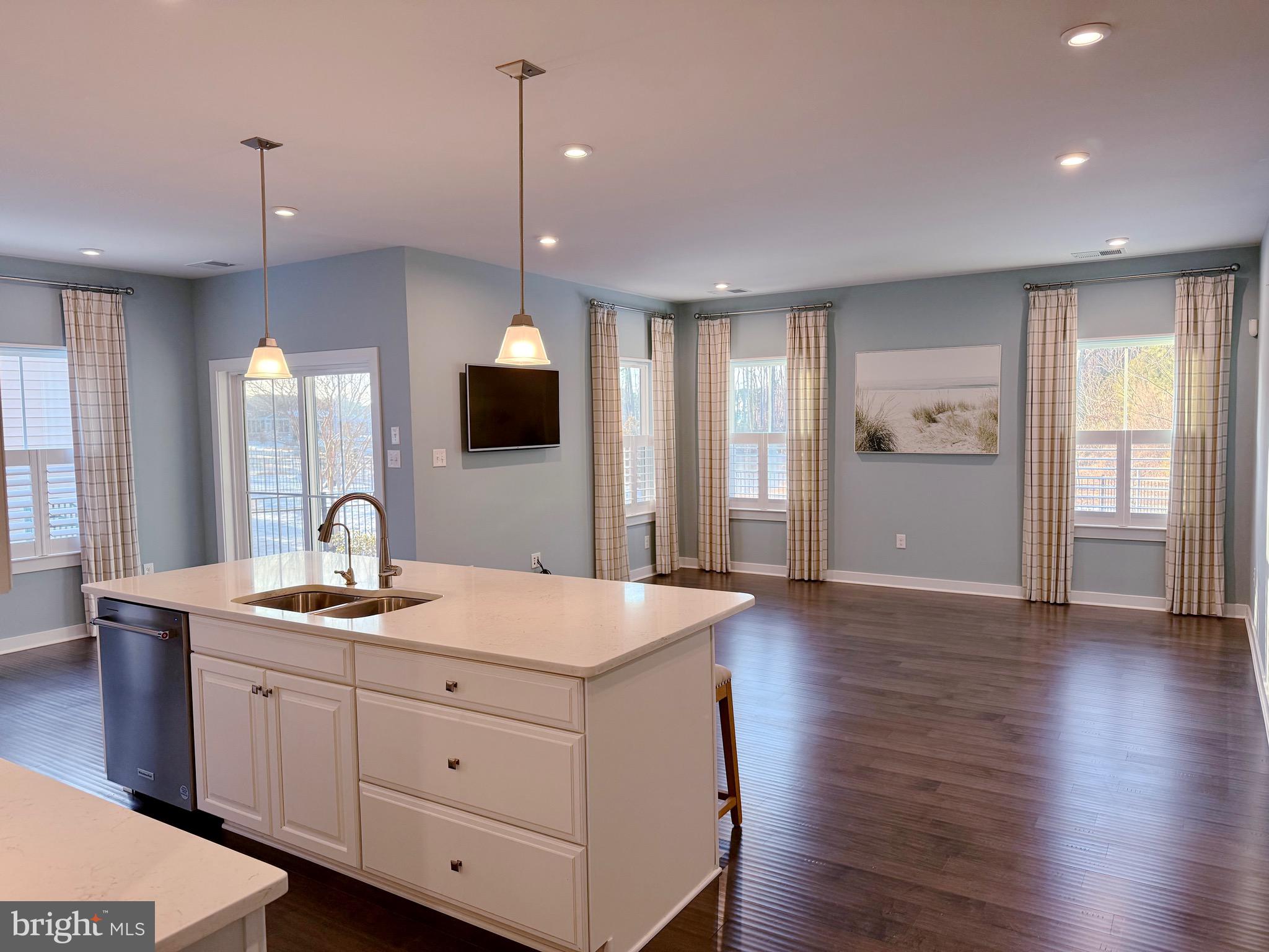 SILVER WOODS - Residential