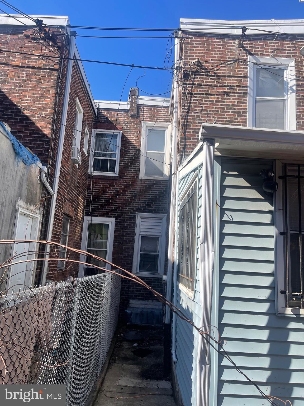 PHILADELPHIA (WEST) - Residential