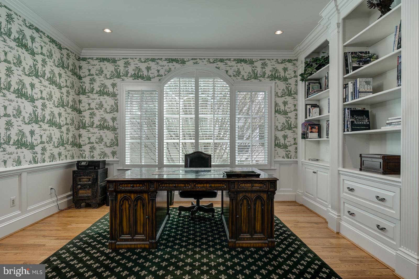 MCAULEY PARK - Residential