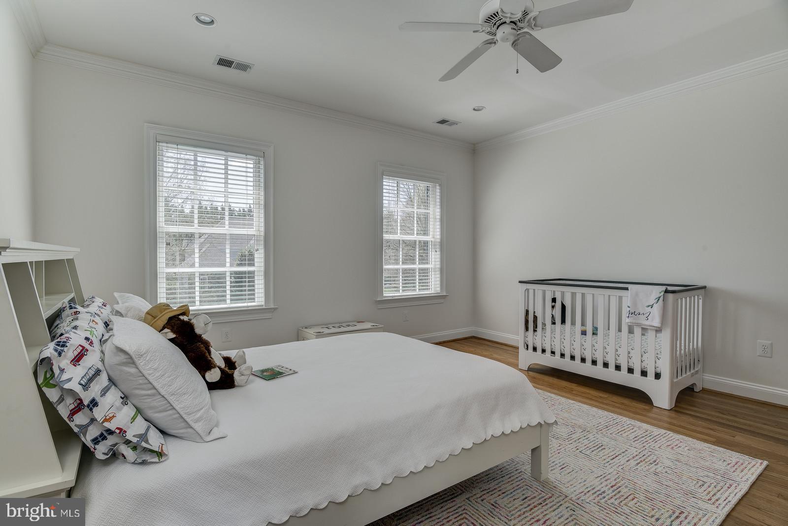 MCAULEY PARK - Residential