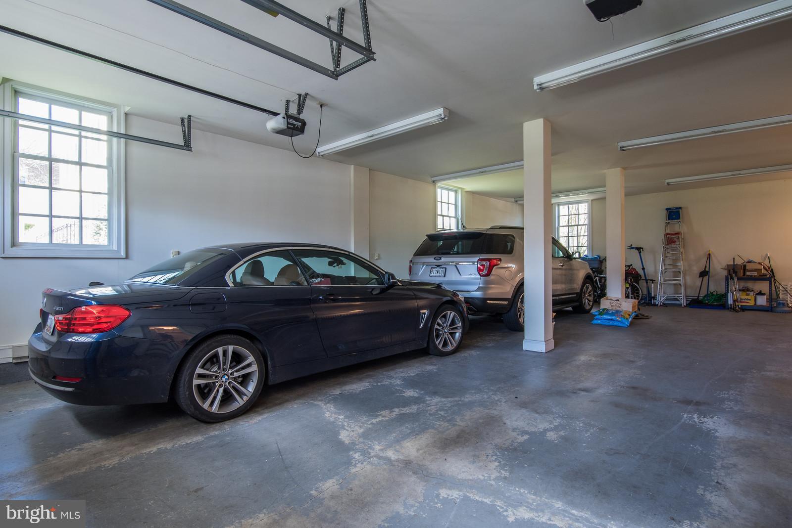 MCAULEY PARK - Residential