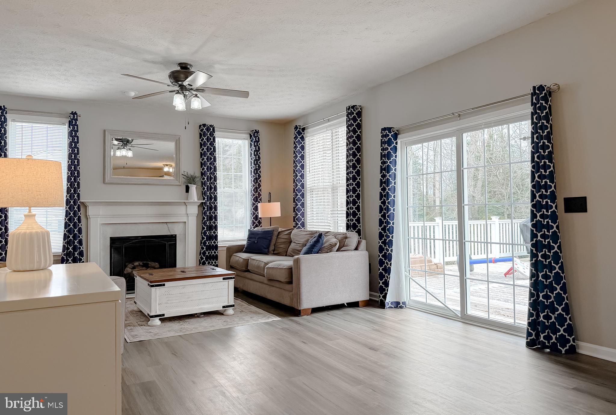 COVE POINT WOODS - Residential