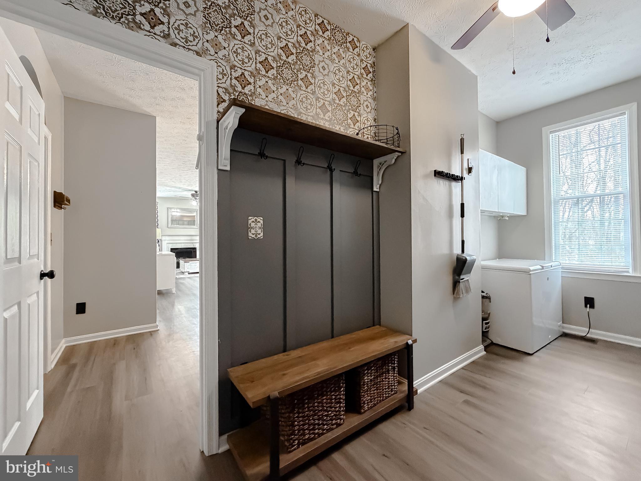 COVE POINT WOODS - Residential