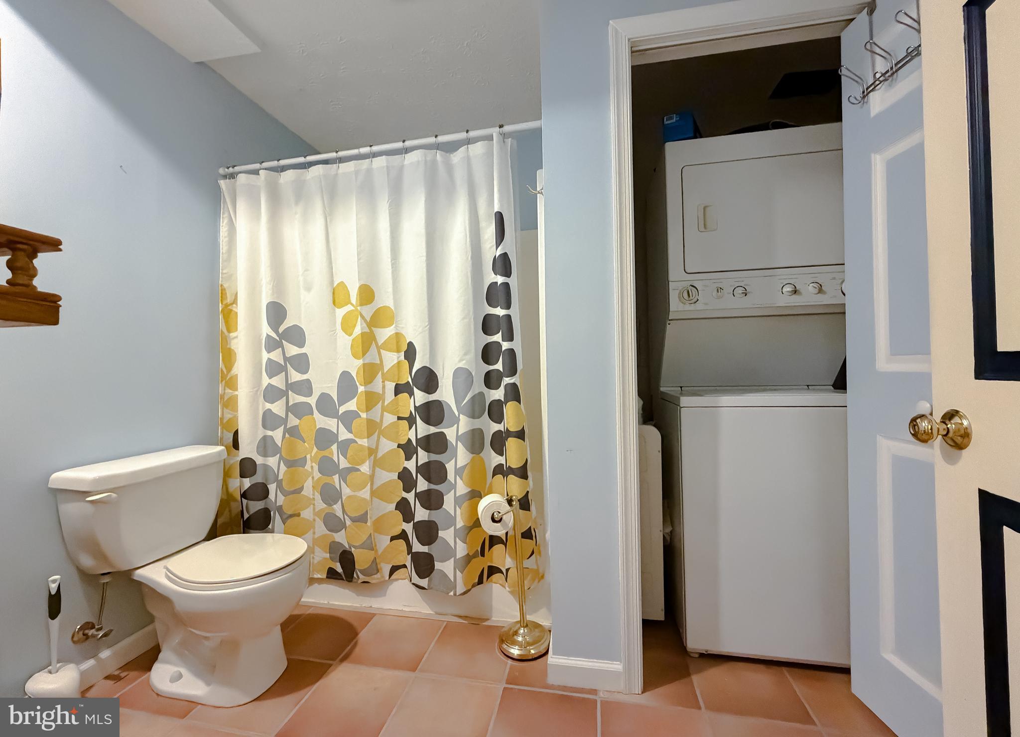 COVE POINT WOODS - Residential