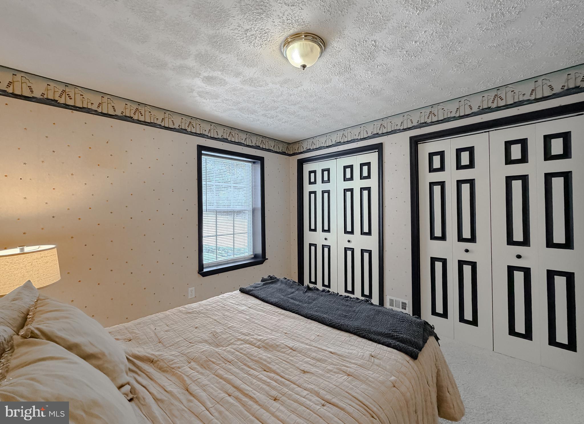 COVE POINT WOODS - Residential