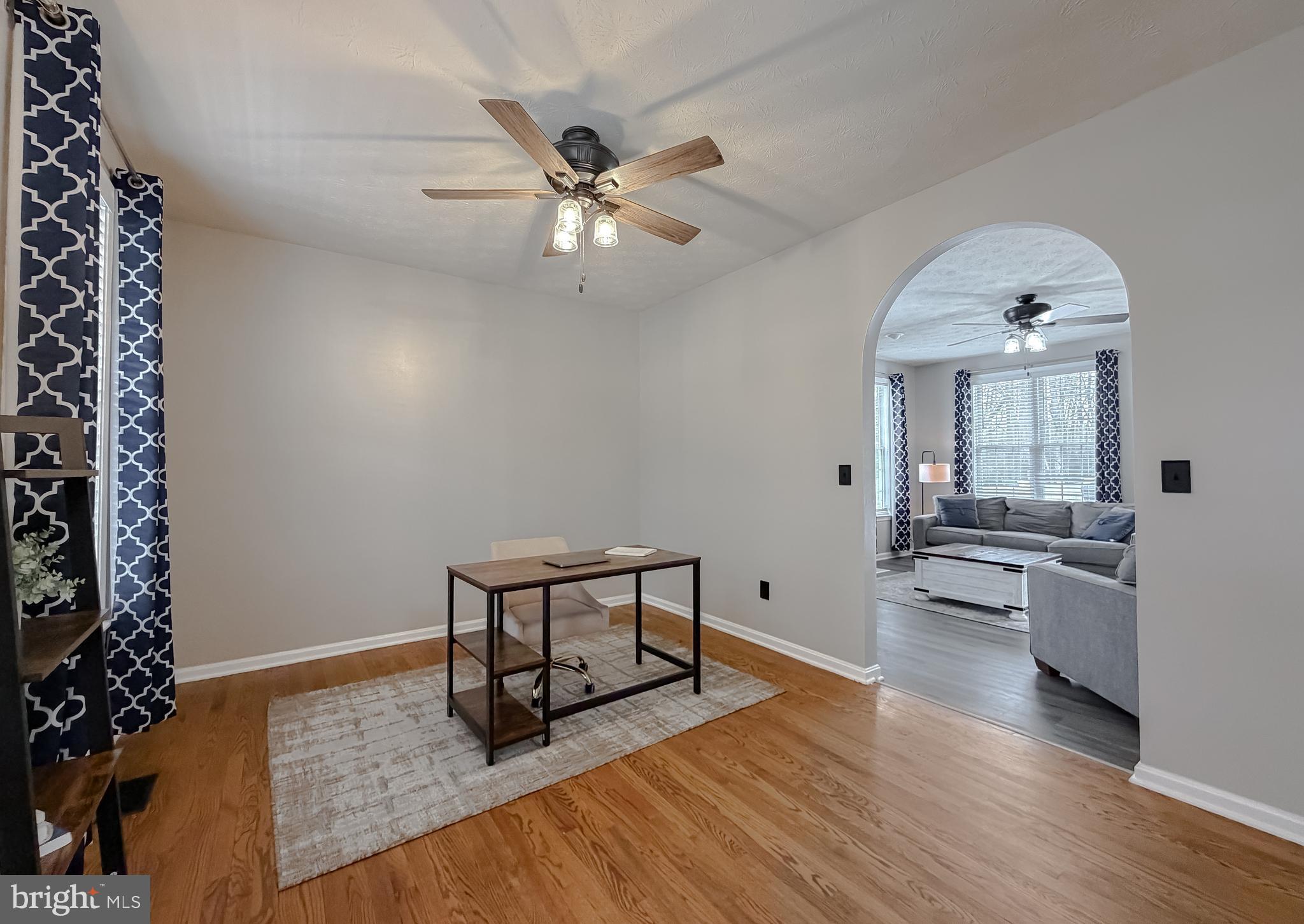 COVE POINT WOODS - Residential