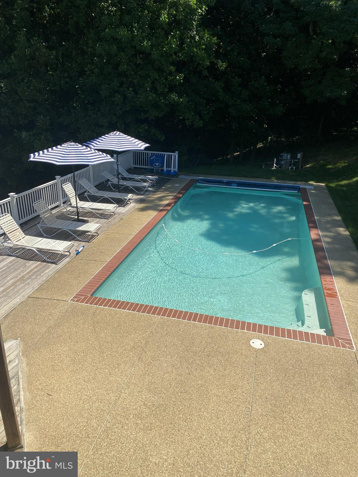 COVE POINT WOODS - Residential