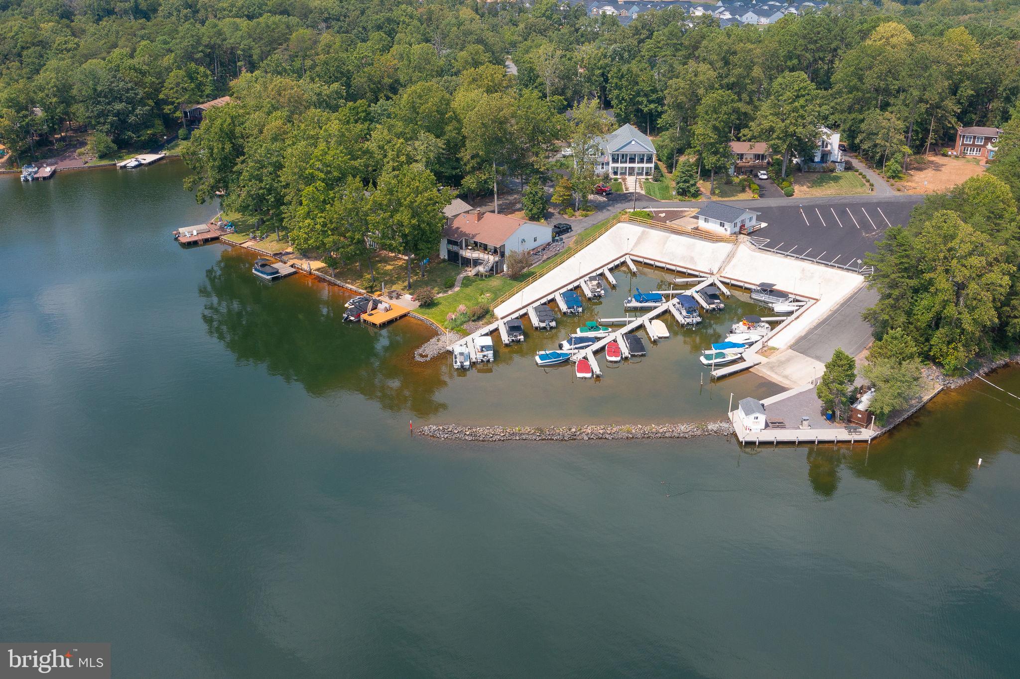 LAKE OF THE WOODS - Residential