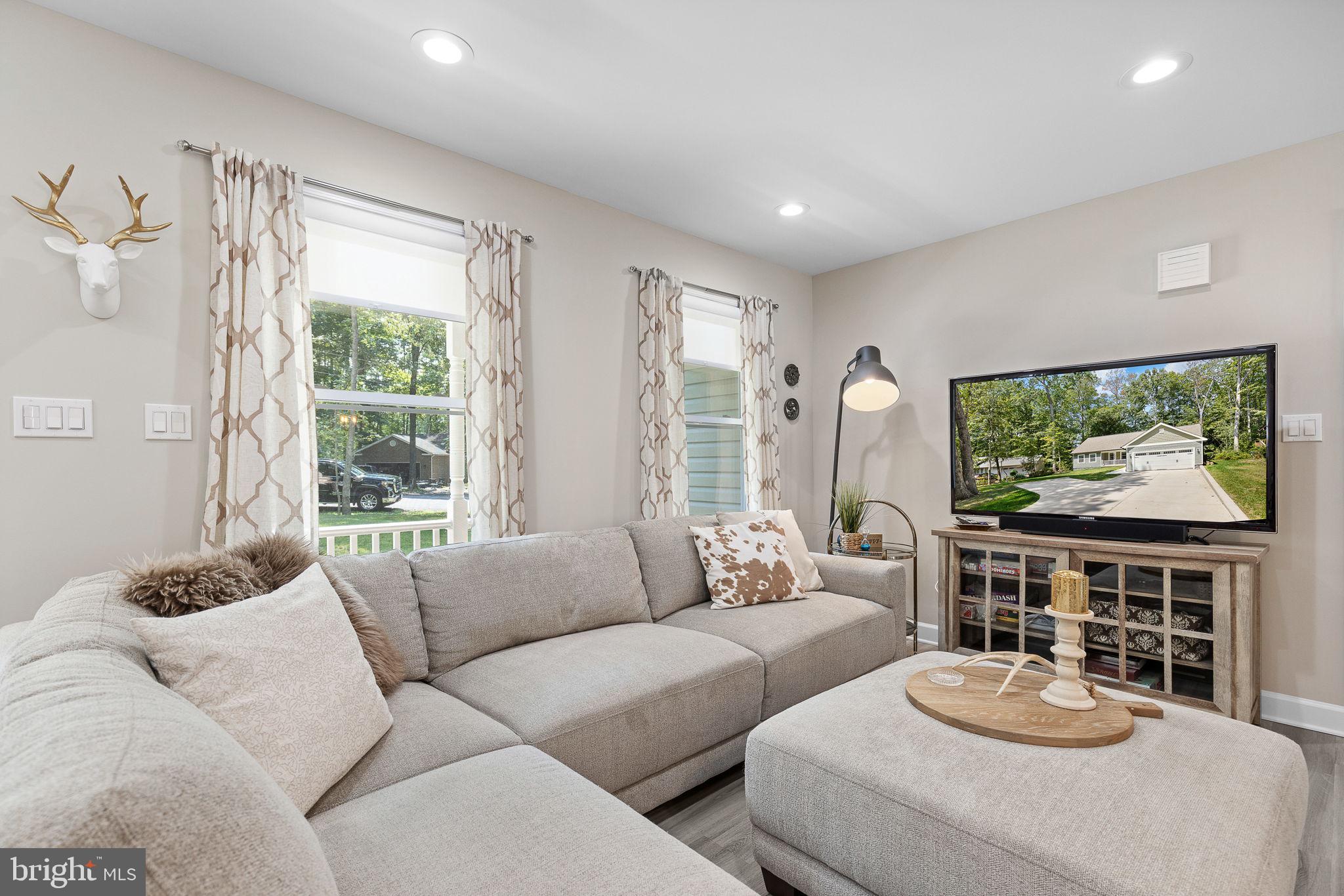 LAKE OF THE WOODS - Residential