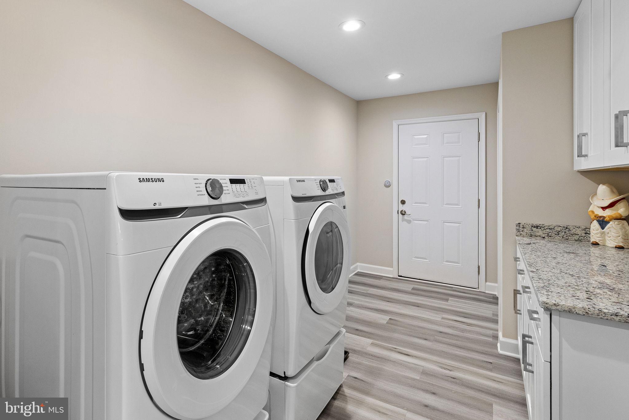 LAKE OF THE WOODS - Residential