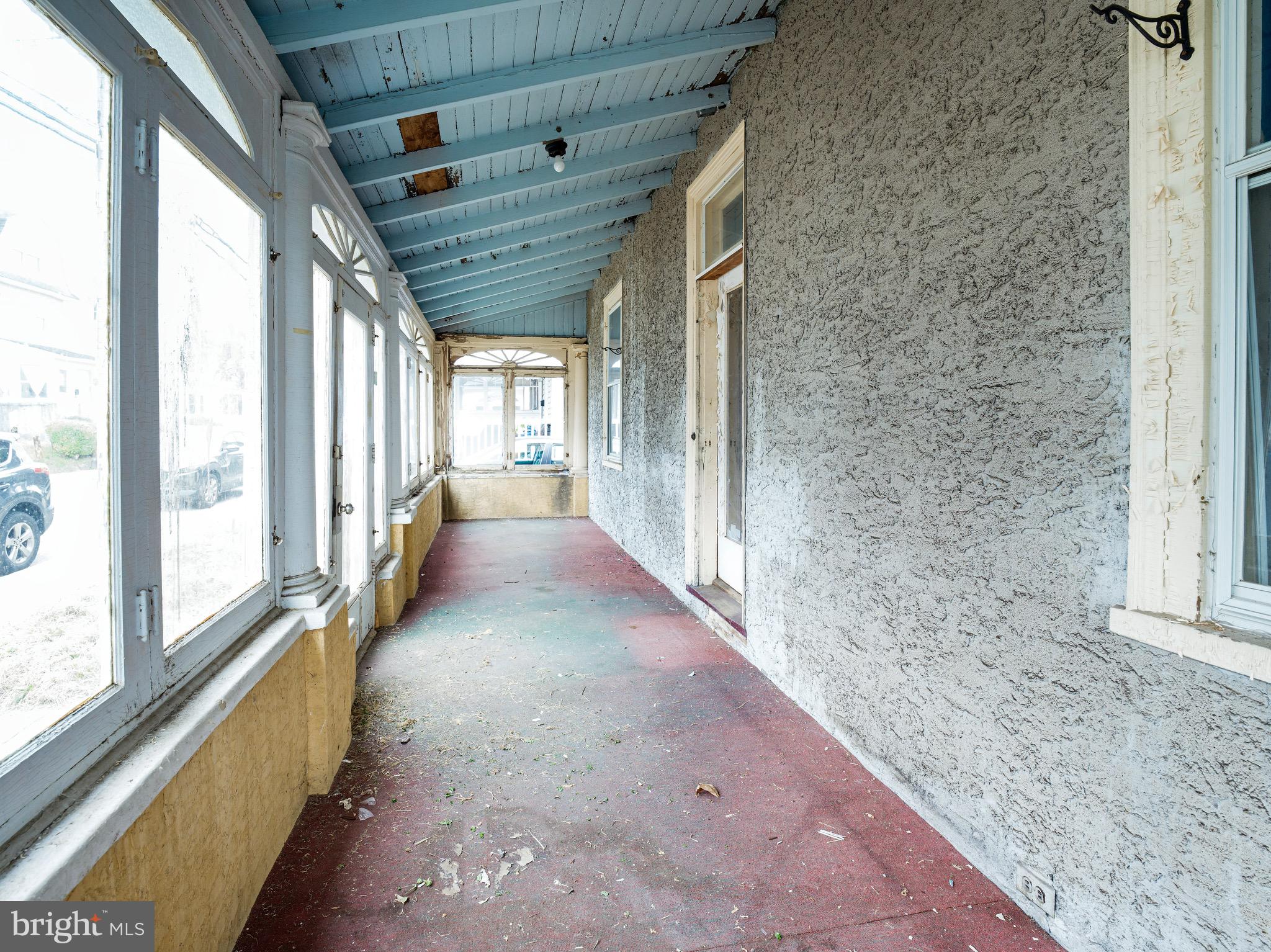 BRYN MAWR - Residential