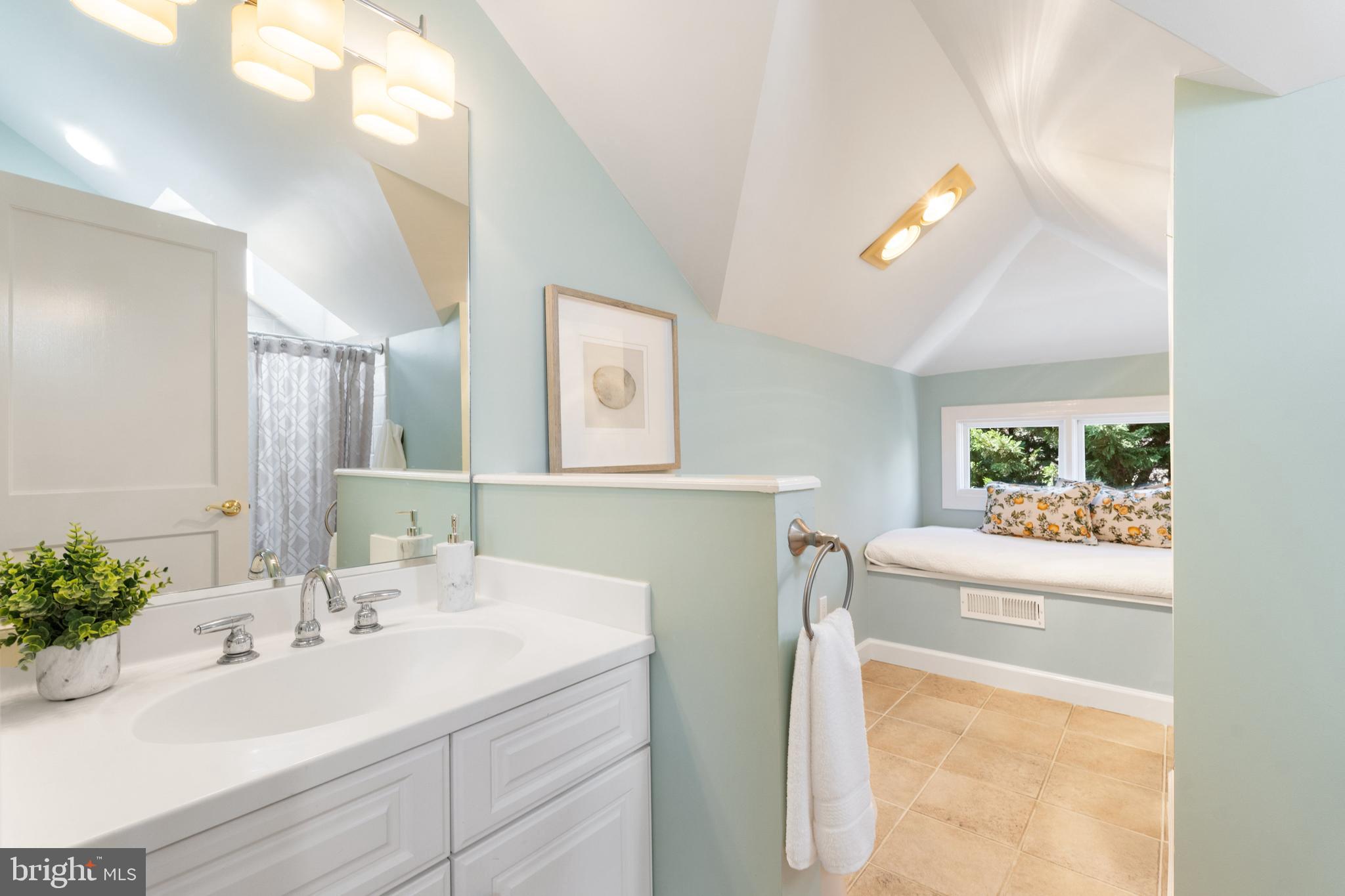 SOMERSET HEIGHTS - Residential