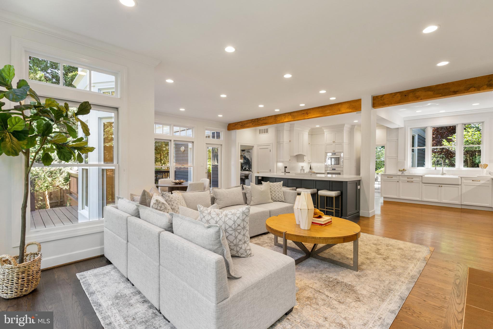 SOMERSET HEIGHTS - Residential