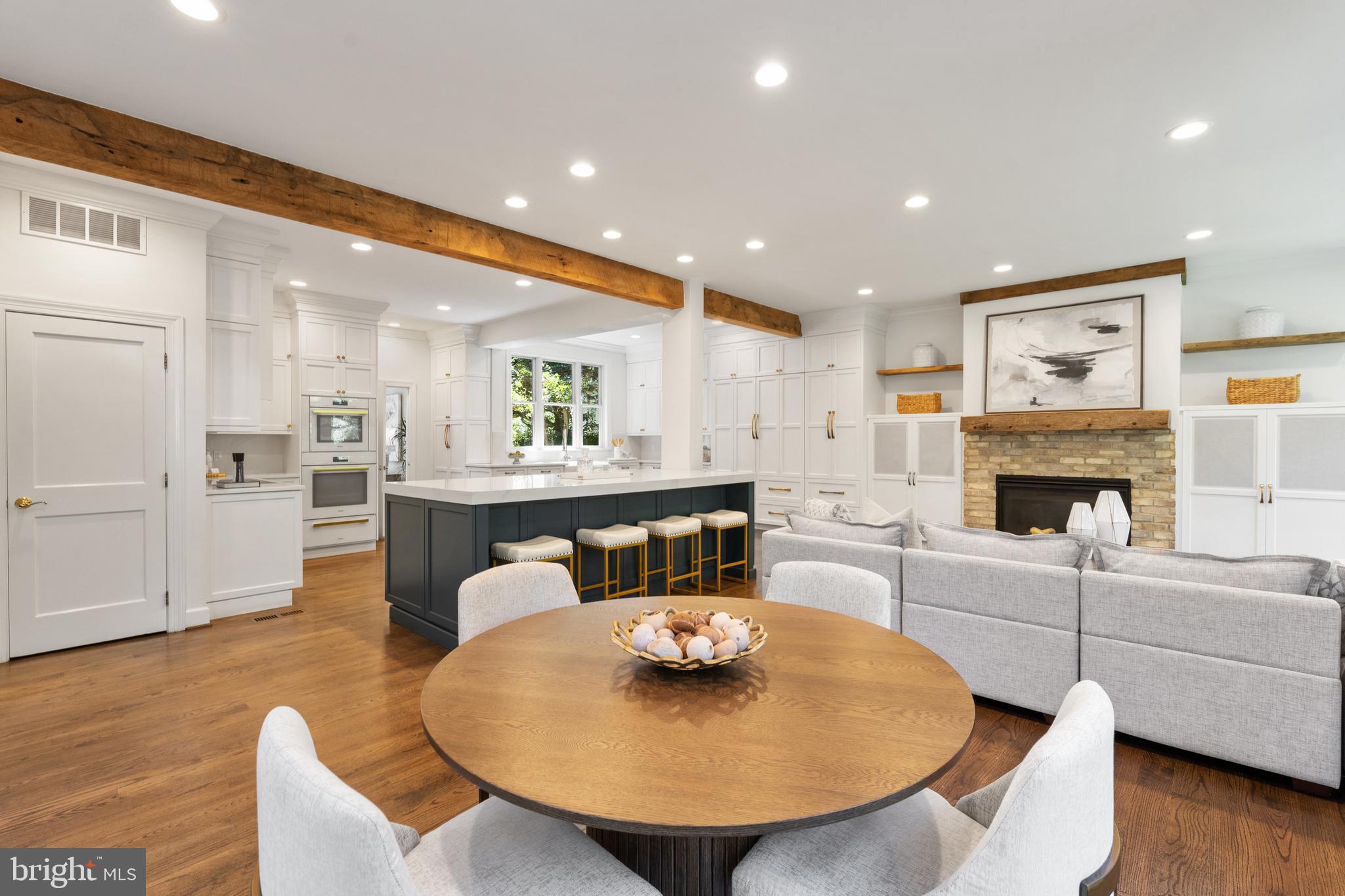 SOMERSET HEIGHTS - Residential