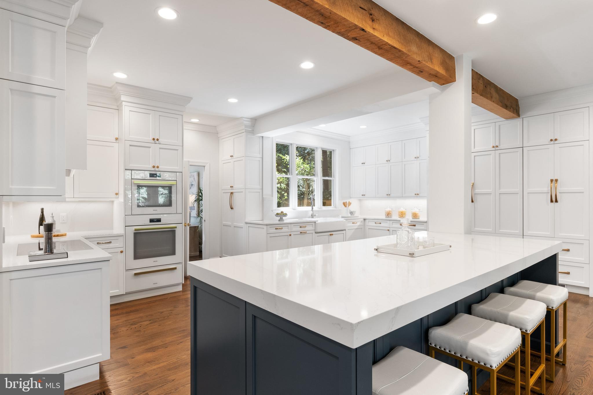 SOMERSET HEIGHTS - Residential