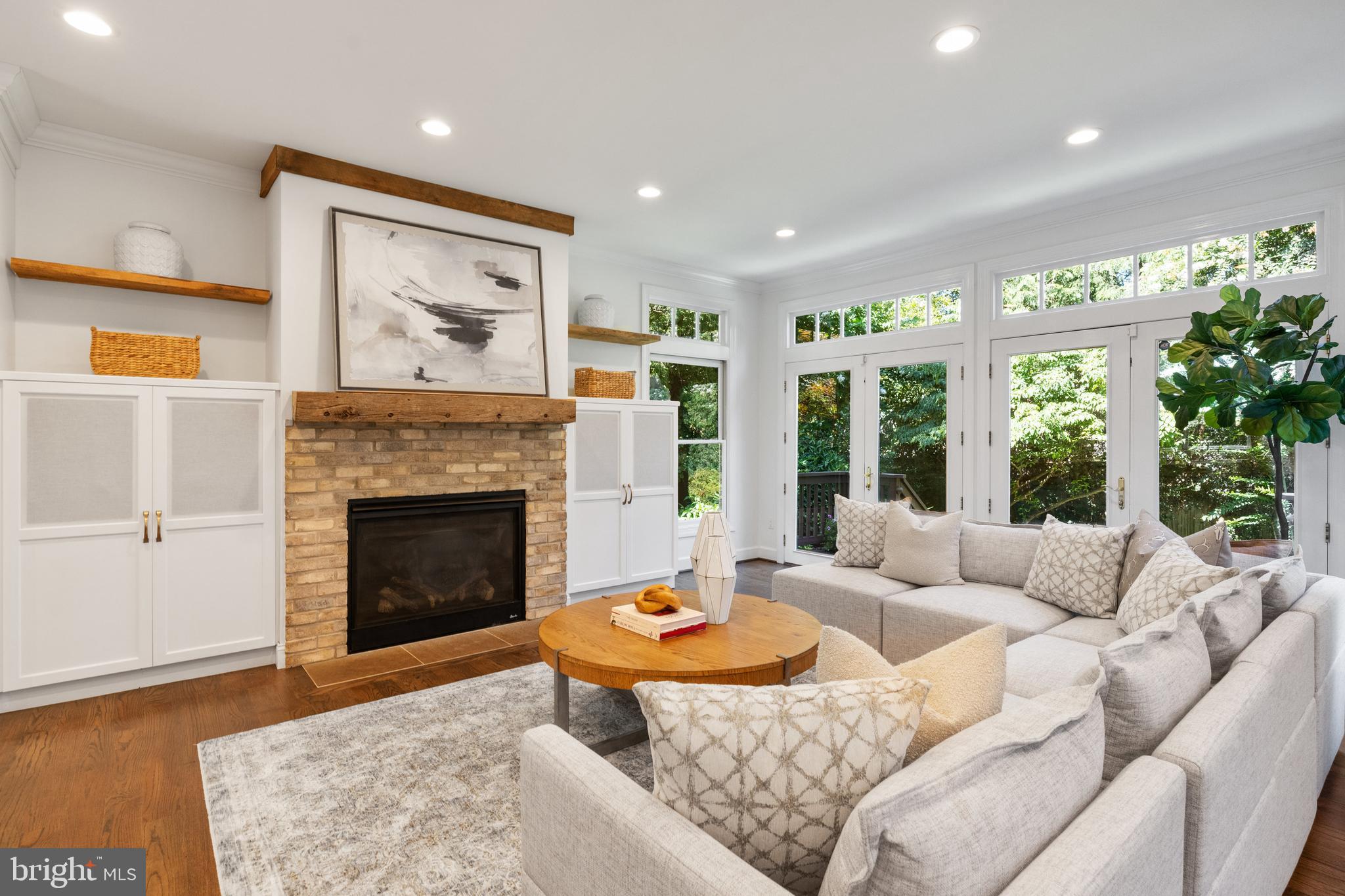 SOMERSET HEIGHTS - Residential