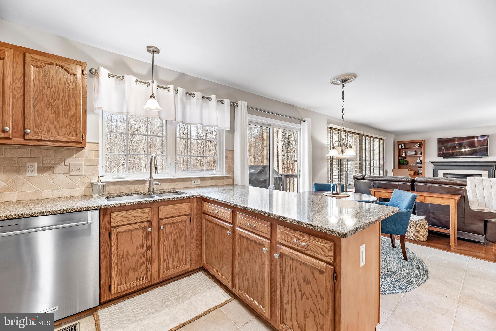 AMBER WOODE - Residential