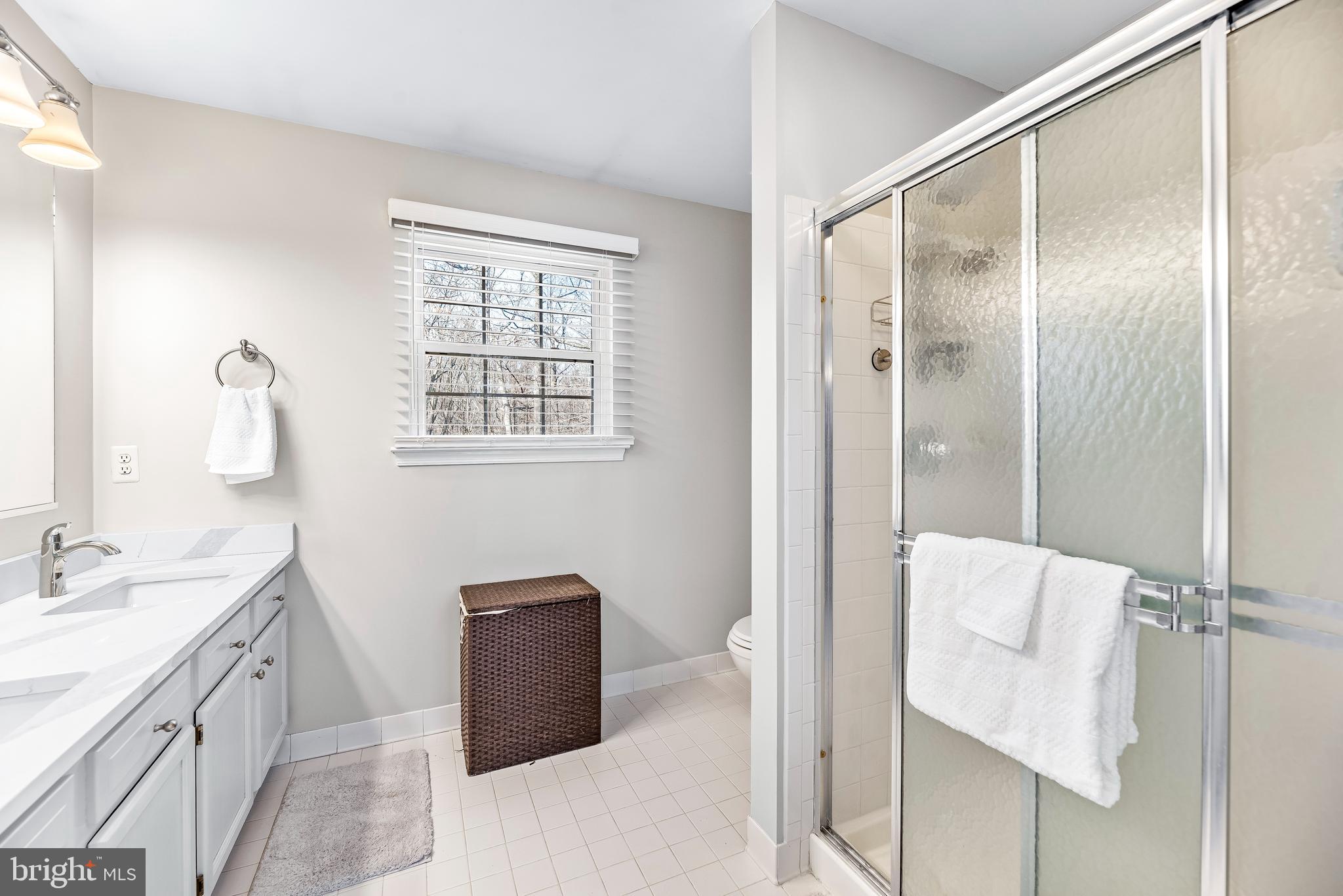 AMBER WOODE - Residential