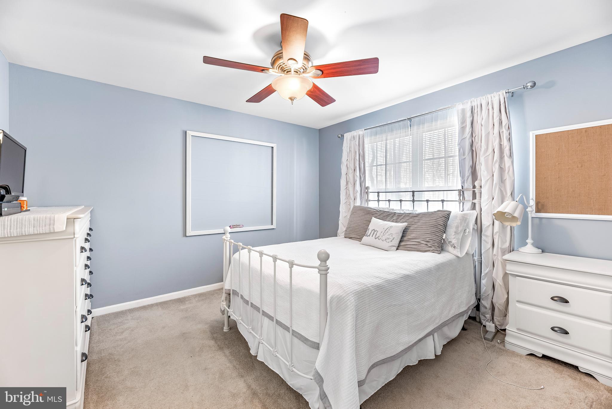 AMBER WOODE - Residential