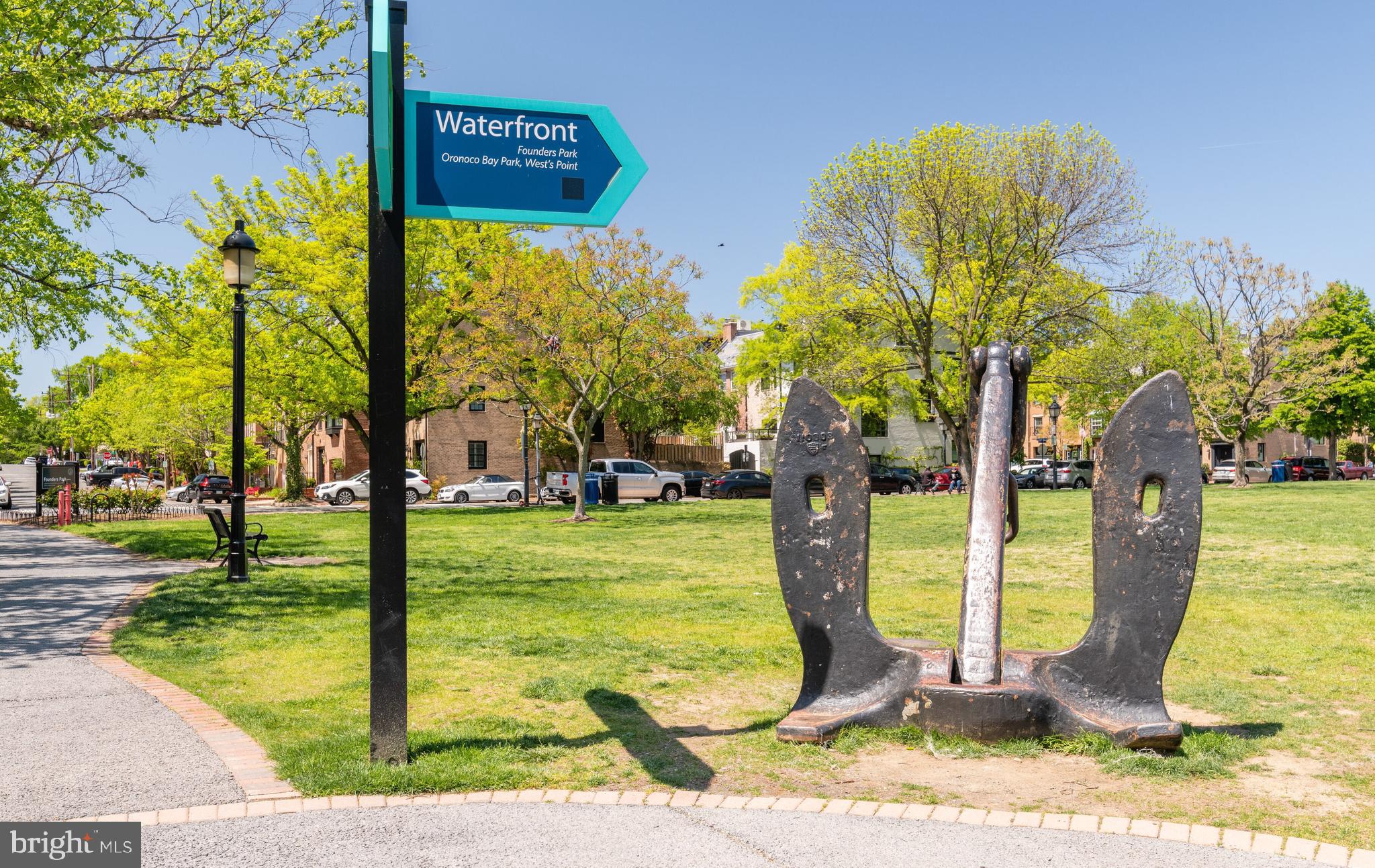 CHATHAM SQUARE - Residential Lease