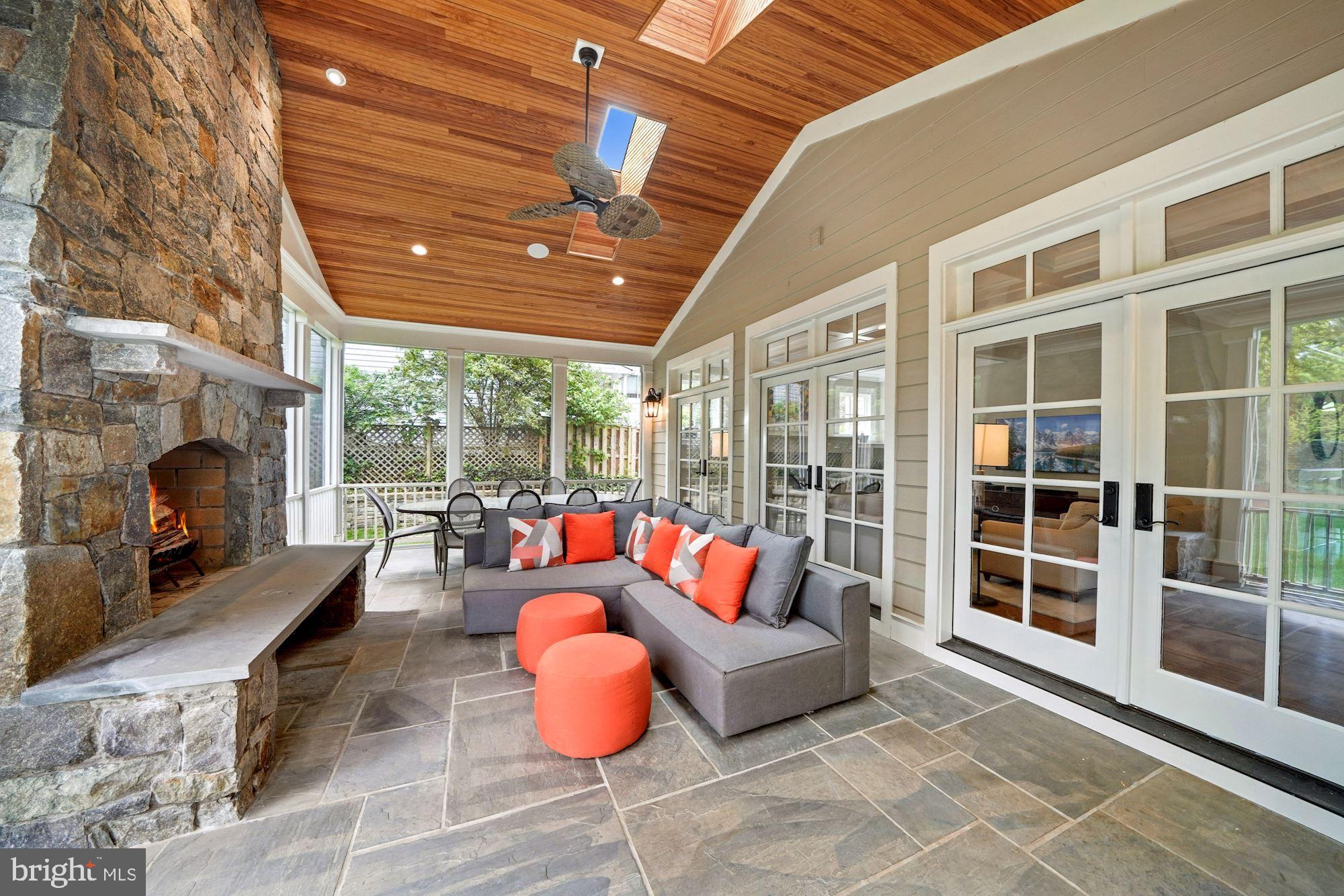 GLEN ECHO HEIGHTS - Residential