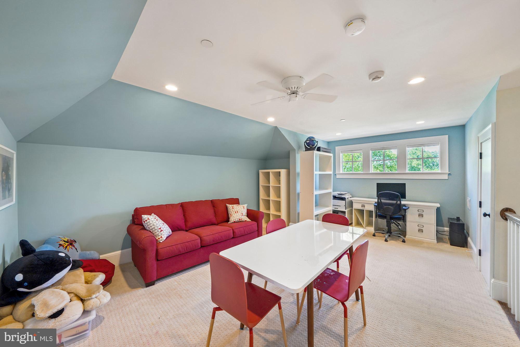 GLEN ECHO HEIGHTS - Residential