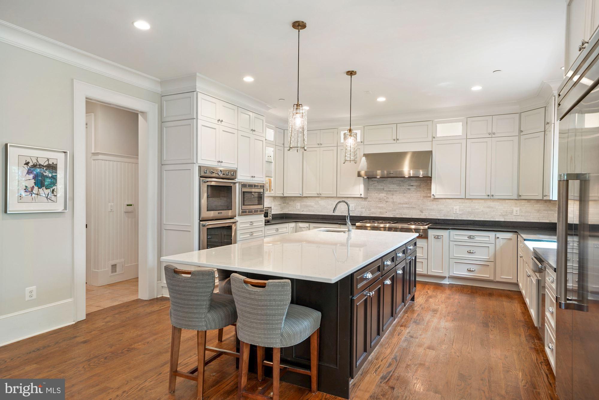 GLEN ECHO HEIGHTS - Residential